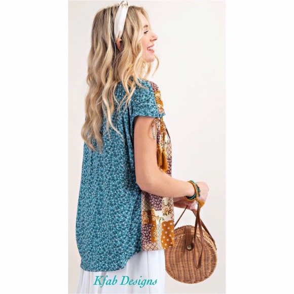 ❤️LAST 2! V Neck Teal Blue Mix Print Boho Crinkle Side Tie Top! - Picture 7 of 8